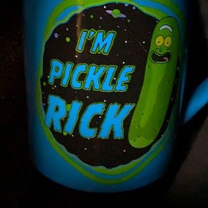 Pickle Rick (Rick and Morty) 14 oz ceramic mug Like new 2019 cool outer w/black